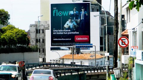 Cablevisión eligió a AYI Vía Pública para presentar Flow en el interior