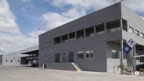 Carrefour inauguró un Centro de Distribución
