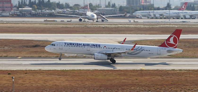 Turkish Airlines ofrecerá el servicio de comunicación ininterrumpida "eXPhone"