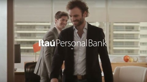 Itaú lanza su nueva campaña para presentar Itaú Personal Bank