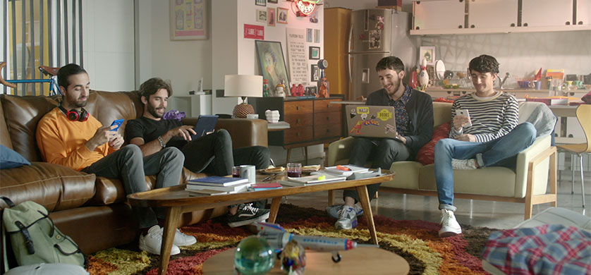 “Exploradores”, la campaña de Don y Fibertel por el Día de Internet