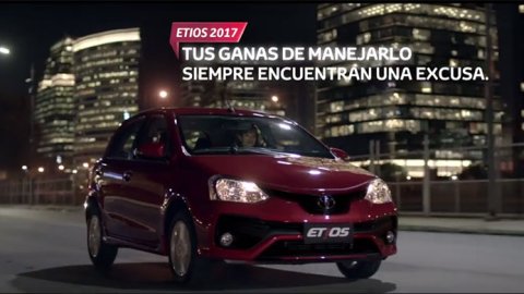 "Señales", la campaña de Dentsu Argentina para Toyota Etios