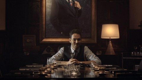 “Johnny”, el nuevo comercial para Revista Apertura