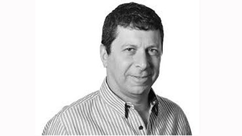 Alfredo Zaiat arriba a Mega 98.3 con "Cheque en blanco"
