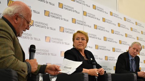Michelle Bachelet dictó una conferencia en la Di Tella