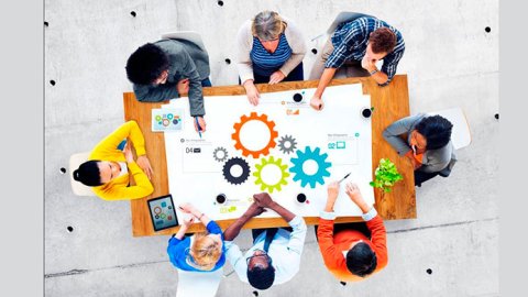 Maestría en Comunicación Corporativa e Institucional en la Universidad Maza