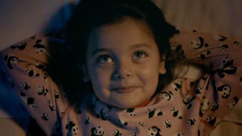 "No hace falta estar en casa", la campaña de Easy creada por Don