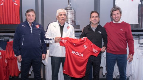 PUMA e Independiente extienden su vínculo