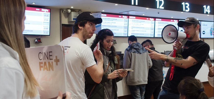 Acción de Rapp Argentina con los espectadores de Hoyts y Cinemark