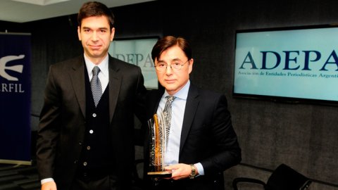 Jorge Fontevecchia recibió el Premio de Honor de Adepa 2017