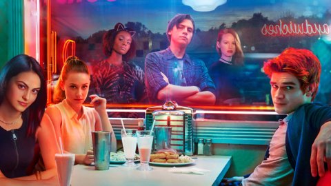 Comienza la Temporada de Estrenos de Warner Channel