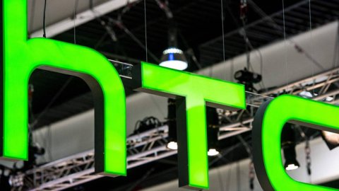 Google compra parte del fabricante HTC para seguir innovando