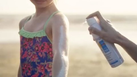 “Tomando sol”, de Craverolanis para Dermaglós