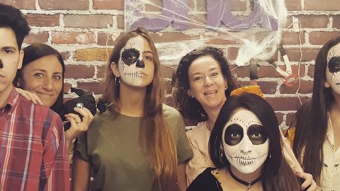 Discovery celebró Halloween junto a las centrales de medios
