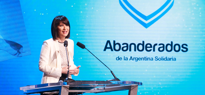 Eltrece emitió la premiación de "Abanderados de la argentina solidaria"