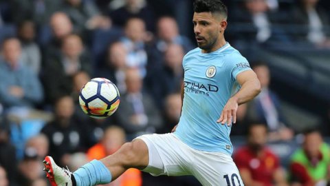 Facebook, Amazon y Netflix van por los derechos de la Premier League