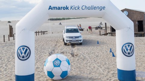 Acción de Geometry Global para Amarok en la Costa