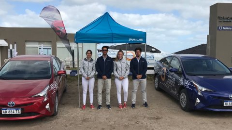Acción de Toyota en Pinamar con una "caravana híbrida"
