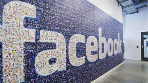 Facebook prohíbe la publicidad sobre criptomonedas