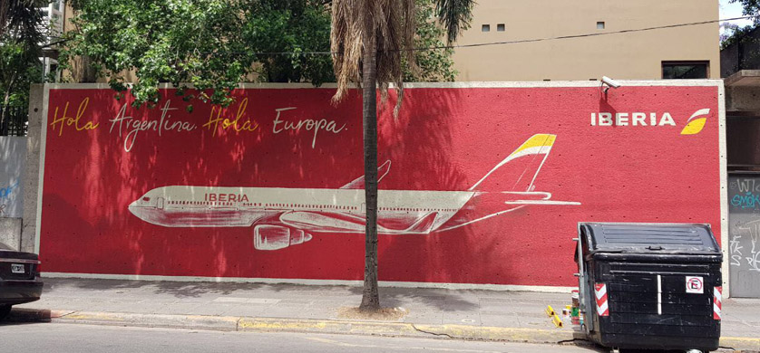 Carat creó un eco-mural para la campaña de Iberia