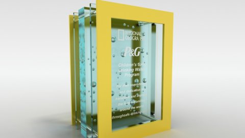 Nat Geo reconoce a P&G por su programa "Agua Limpia para los Niños"