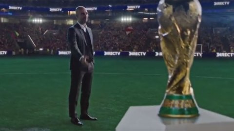 Pep Guardiola protagoniza la campaña de DirecTV para el Mundial de Rusia