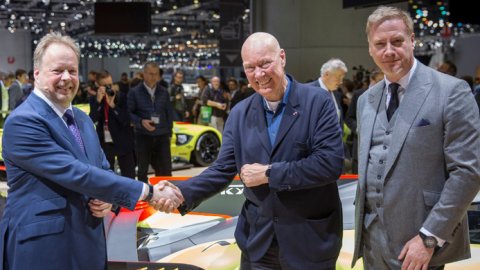 TAG Heuer se convierte en socio oficial de Aston Martin