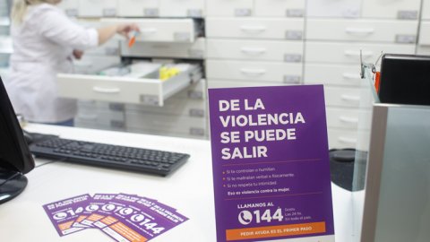 Farmacity otorga 10 días de licencia por violencia de género
