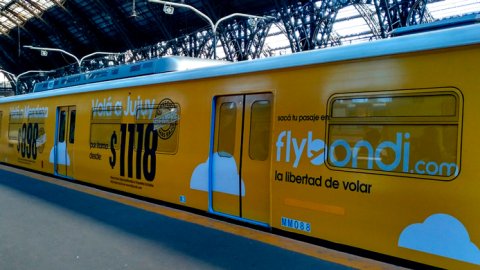 Flybondi eligió a Volmedia para lanzar sus precios “low cost” en vuelos