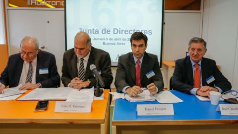 Adepa resaltó el papel de la prensa y pidió defender su sustentabilidad