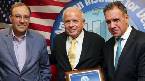 Infobae fue reconocido en Miami por su aporte a la innovación periodística