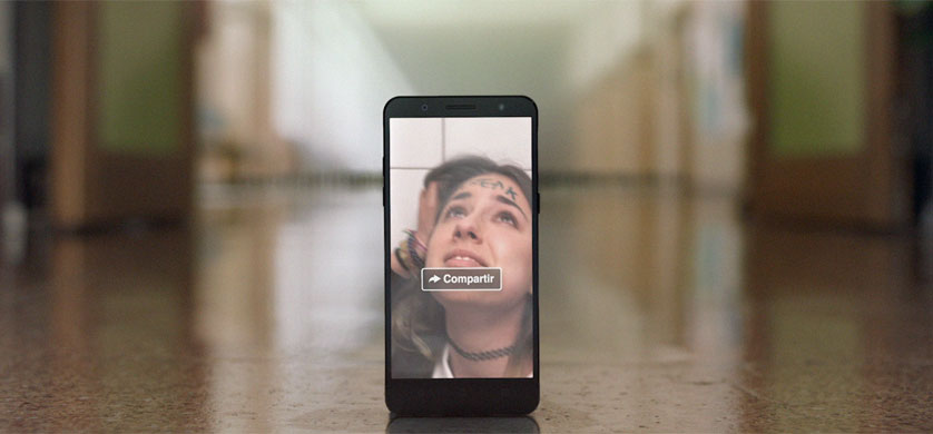 "Dominó", la campaña de Movistar y Dhélet Y&R contra el ciberbullying