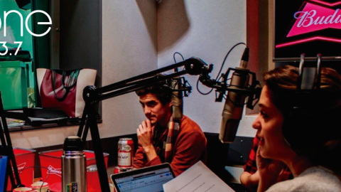 Acción de Budweiser en FM One 103.7