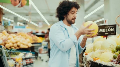 "Más que a un equipo alentamos a un país", el comercial de Coto para el Mundial