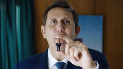 "Mini Varsky", lo nuevo de Ogilvy para DirecTV