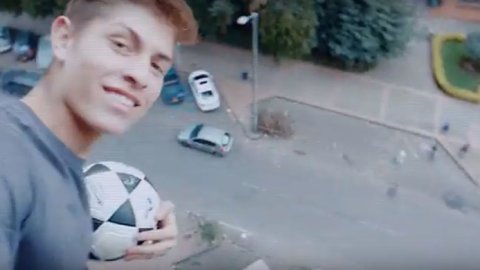 "Imposible shot", de McCann Colombia para Bubbaloo Gol