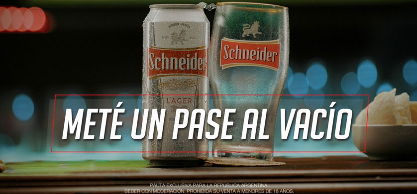 Schneider lanzó su campaña de futbol, creada por LADOC