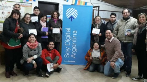 Facebook lanza su programa de educación tecnológica "Soy Digital"