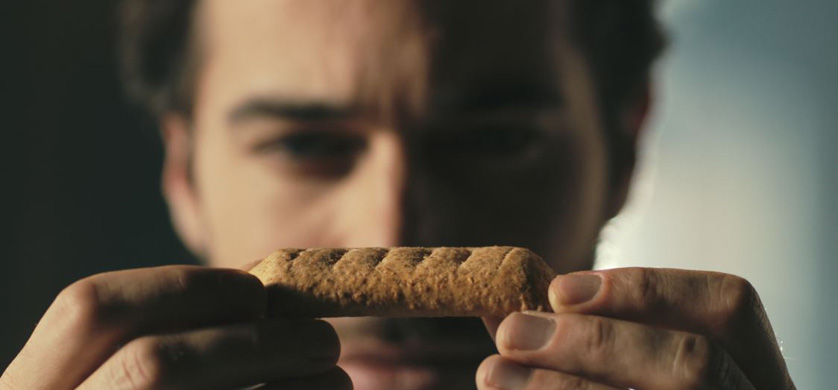"Oda al mix de sabores", lo nuevo de Young para Arcor Cereal Mix