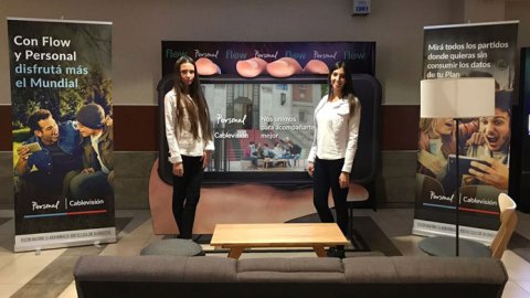 Acción de activación de Cablevisión Flow y Personal en los cines