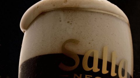 "El Negro va con todo", la nueva campaña de Lado C para Cerveza Salta