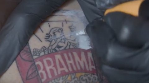 “Tatuajes Brahmeros”, lo nuevo de Mutato Buenos Aires para Brahma