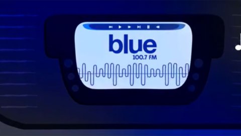 FM BLUE 100.7 estrena una renovada programación