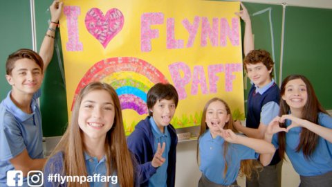 "Promo banderazo", la nueva campaña de Hermida para Flynn Paff