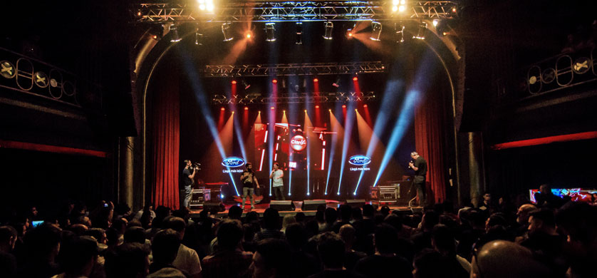 Se realizó la primera edición de Cyberix: "Powered by Claro", en el Teatro Vorterix