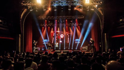 Se realizó la primera edición de Cyberix: "Powered by Claro", en el Teatro Vorterix