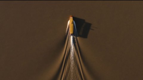 “Inmigrantes”, el nuevo spot de Ponce para Frizzé