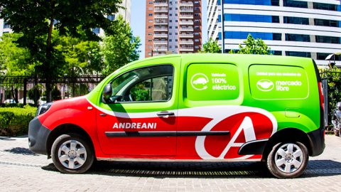 Mercado Libre incorpora movilidad eléctrica en sus envíos
