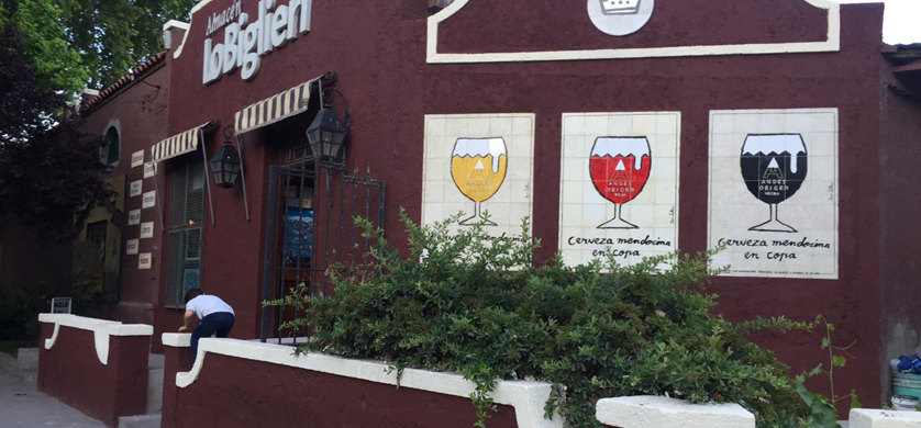Instalación de arte para el lanzamiento de la cerveza Andes Origen