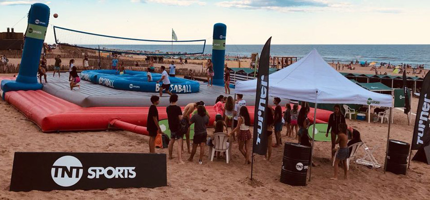 Turner prepara sus activaciones en la Costa para el verano